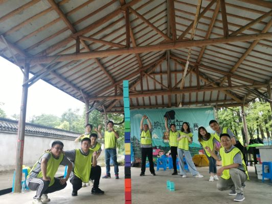 如何选择靠谱的户外拓展公司